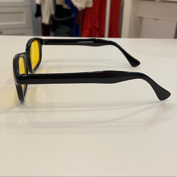 SOLD - Tinted sunglasses - Picture 5 of 5